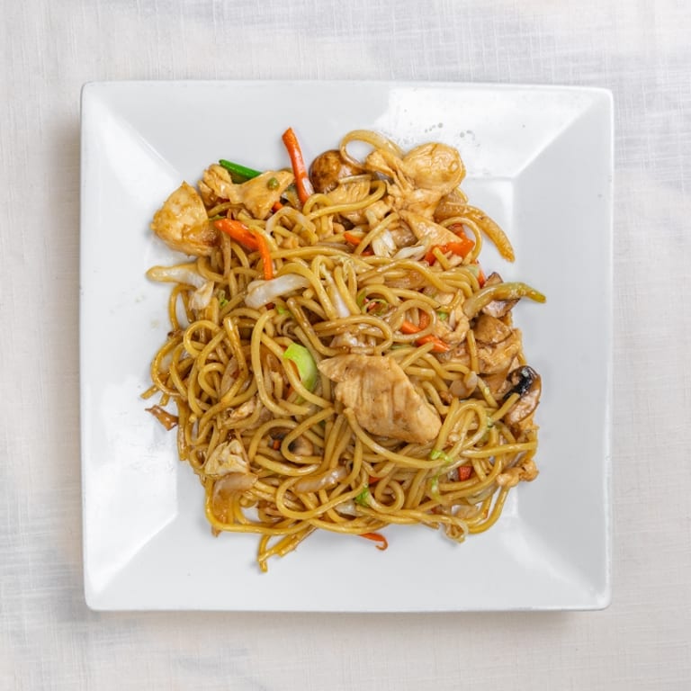Delicious Lo Mein and Noodle Dishes