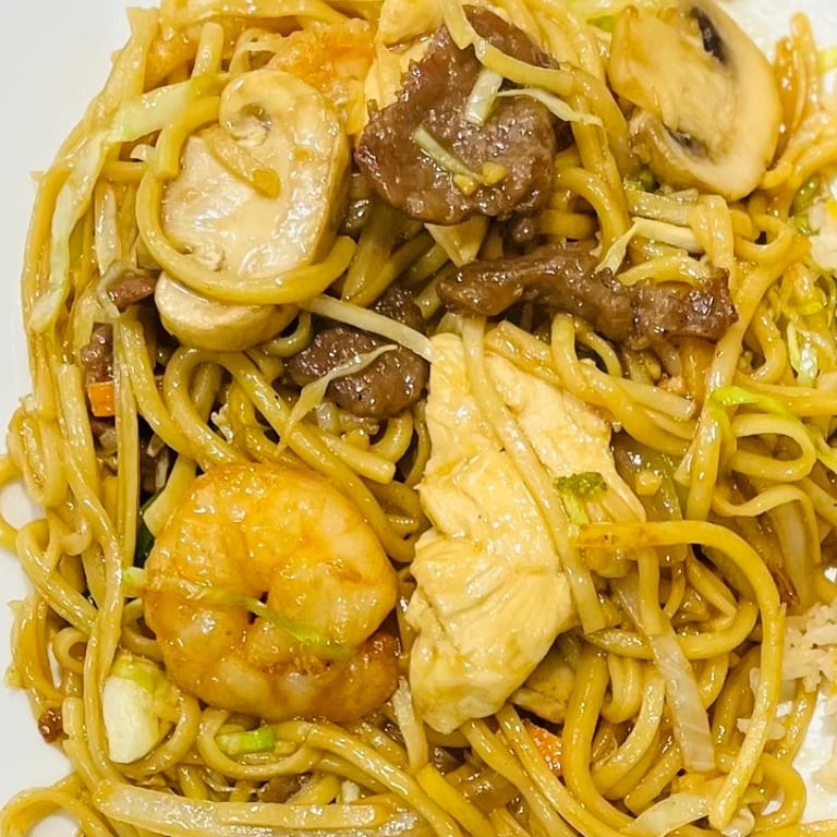 Delicious Fried Rice and Noodle Dishes